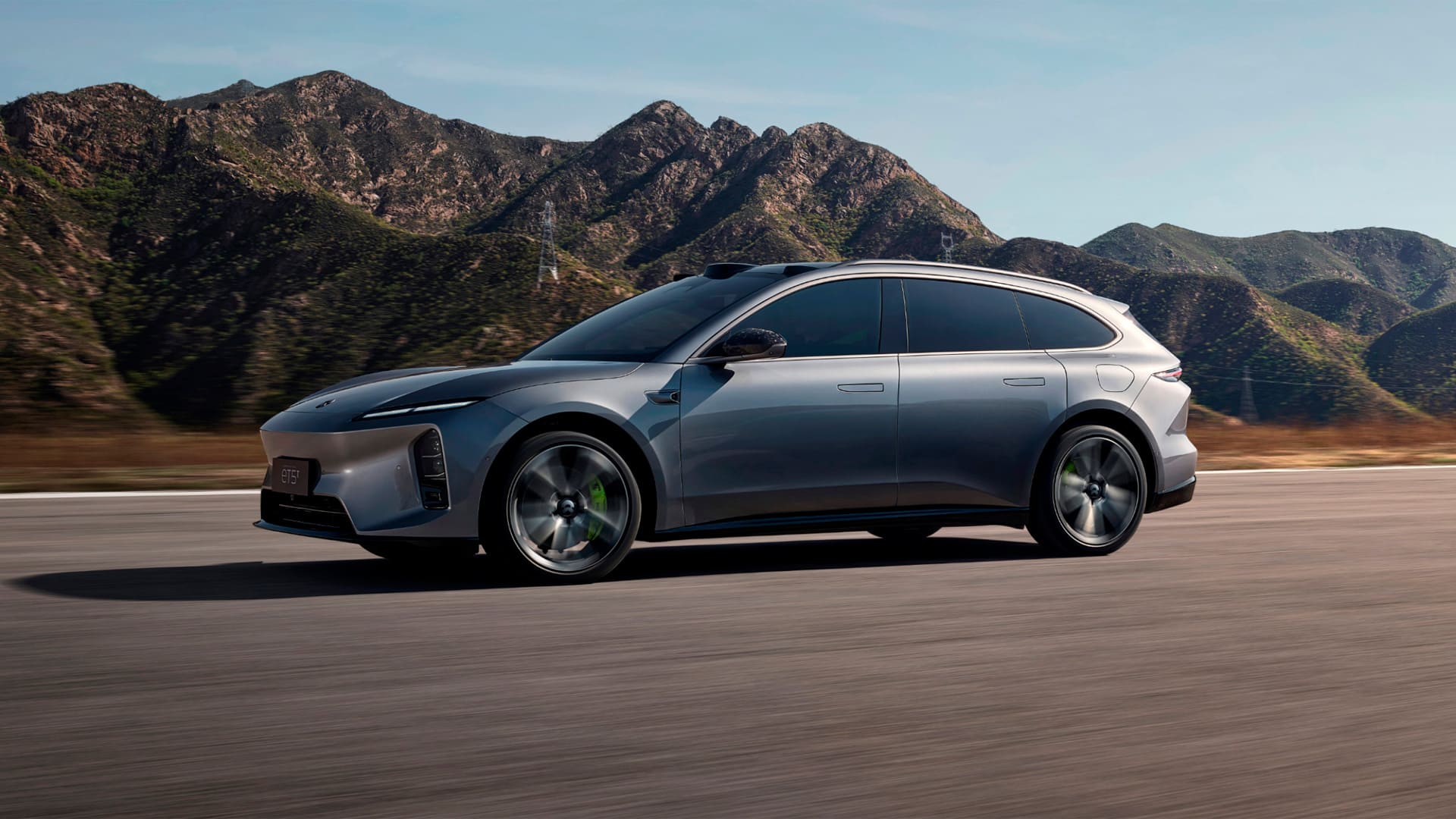 Електромобіль NIO ET5T